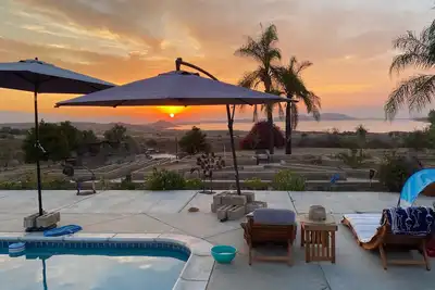 Image de 2Bd/2Ba Private Home with Pool, Gorgeous Lake Views on Rural Gated Property