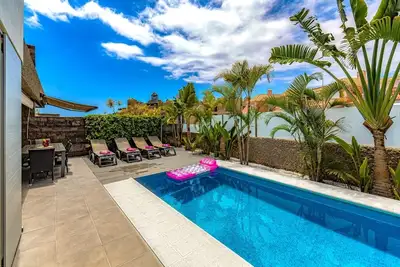 Image de H20 Pool@30c fully air-conditioned Super Wifi 5 bedrooms4 bathrooms Top Lokation