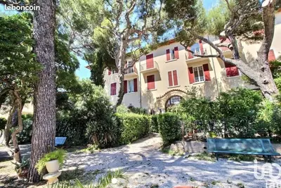 Image de Le Sof Paradis 2 T2 sur la plage des Lecques