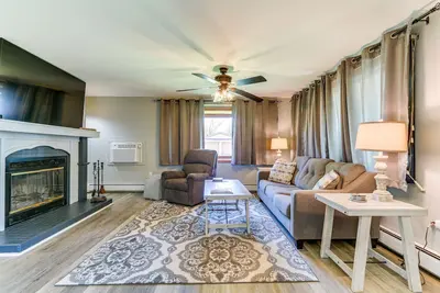 Image de Indian Lake Vacation Rental w/ Fire Pit & Sauna