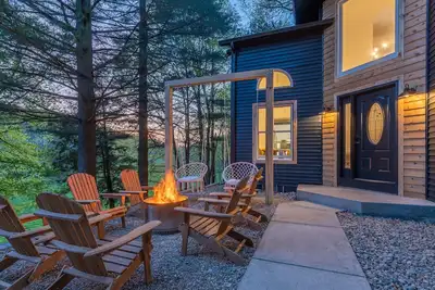 Image de The Moonstone - A Stellar Cabin