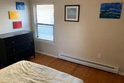 Image de Conveniently located 2 Bedroom near hospitals and 6th Ave