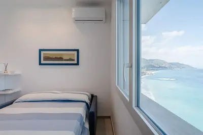 Image de Taormina Seaview Studio a few steps from the Beach