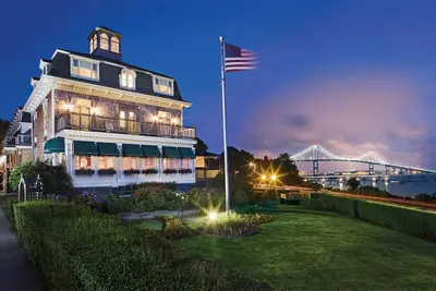 Image de 1 Bedroom Suite in Victorian Style, Jamestown, Ri