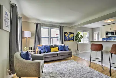 Image de Cozy Home: Wifi, Parking, 5 Mi to Dtwn Mpls!
