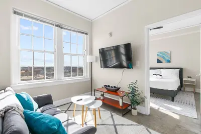 Image de Cozy 1bd- Heart of Downtown Bham- Remote Workspace