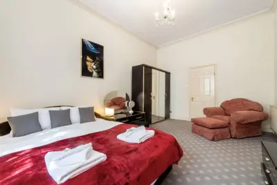 Image de Large 3 Bed Apartment in London Kensington Gardens