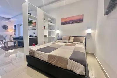 Image de Pozzuoli Centrum - Private apartment in the historic center of Pozzuoli