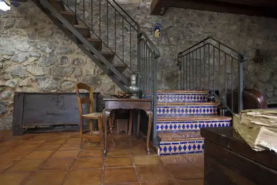 Image de Spacious house in the mountains in stone and wood, with garden, porch and barbecue.
