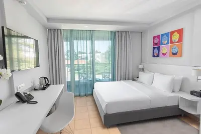 Image de Beach Break! Four Relaxing 2br Suites, Outdoor Swimming Pools, Kid's Playground!