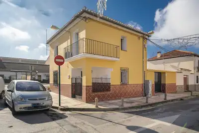 Image de Casa en Granada con Patio Privado y Piscina