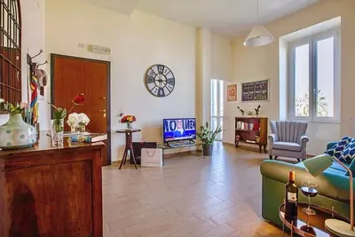 Image de Only 200 meters from the Vatican Museums, overlooking piazza del risorgimento!