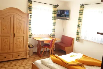 Image de Doppelzimmer für 2 Gäste mit 20m² in Tannheim