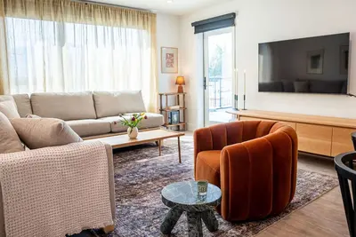 Image de Revelstoke - Condo with Hot Tub-Sea Eagles Landing