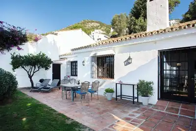 Image de Beautiful house with garden & views in Mijas