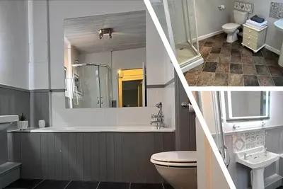 Image de Luxury 5 bedroom holiday home in an idylic seaside town in the Llyn Peninsula