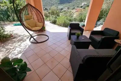 Image de 2 Double Beds, Mini Fridge, Coffee Machine, Microwave Oven, Table.