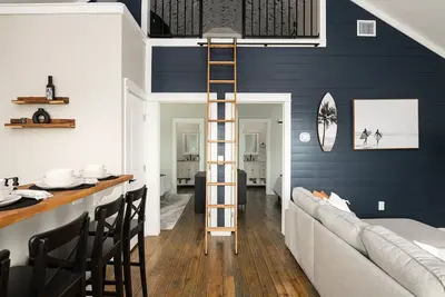 Image de New Beach Villa | Cozy Living | Steps to the beach