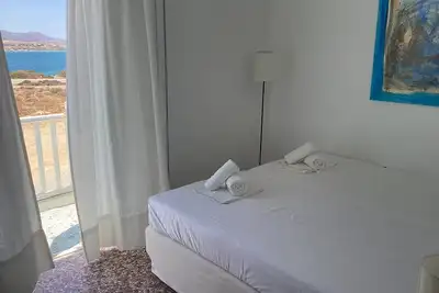 Image de Windmill Rooms - overlooking the sea - short walk from shops and restaurants