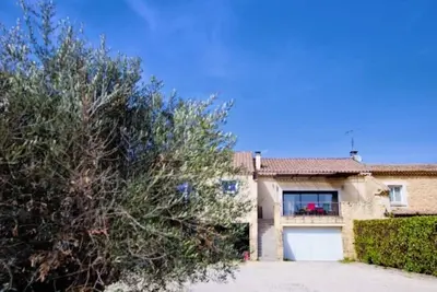 Image de Appartement independant  dans mas