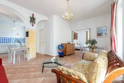 Image de Grand 3 Pièces Centre Ville - Clim & Terrasse