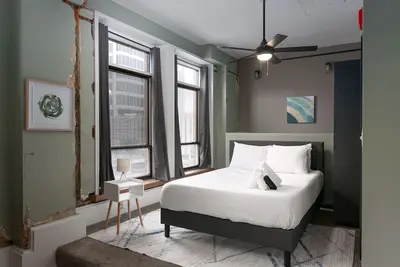 Image de Cozy Loft Walk to Uab + In Heart of Downtown Bham