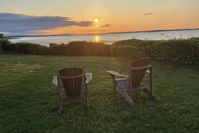 Image de Brand New Listing! Oceanfront Cottage With Private Beach