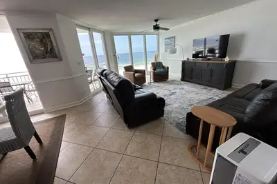 Image de Beachfront Beauty!