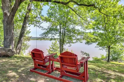 Image de Rural Arkansas Vacation Rental w/ Lake Access