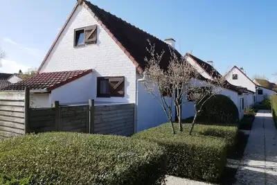 Image de Zeepolder I 38 - Chalet de pêcheur confortable avec jardin clos dans le parc Zeepolder