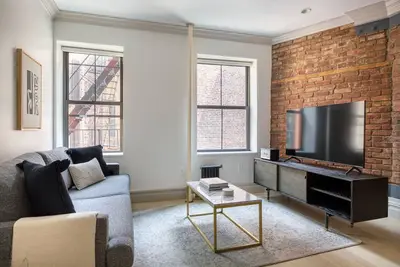 Image de Stellar West Village 1br w/ Gym & Doorman, nr Park, by Blueground