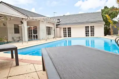 Image de Home Away From Home