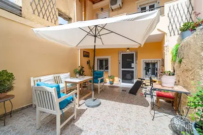 Image de Studio \"Junior Suite with Garden View\" avec Wi-Fi