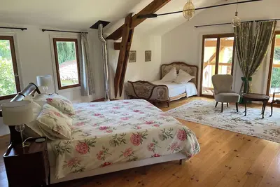 Image de Beautiful old watermill with natural swimming pool. Only 50  minutes to Toulouse