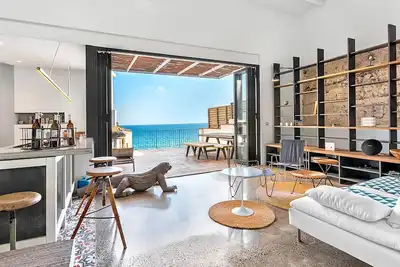 Image de My Rental Homes | Delizia beach house with sea view and terrace