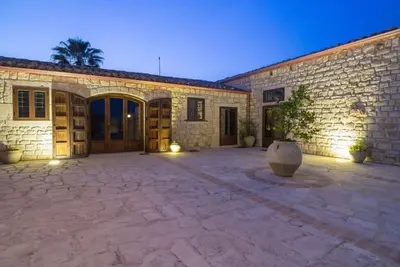 Image de Villa Ă Cammaratini avec 7 chambres Ă coucher, 13 couchages