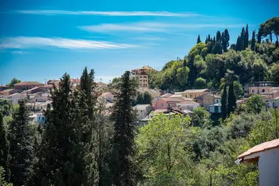 Image de Maison de vacances Agios Georgios pour 1 - 8 personnes avec 4 chambres à coucher - Maison jumelée