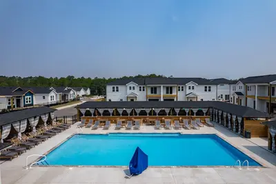 Image de Walk to the beach, Dogs ok! Huge Sw community Pool -Close to all!