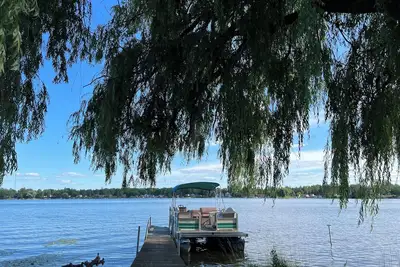 Image de Private Lakefront Cabin with a Retro Vibe