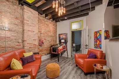 Pinball Penthouse Luxury Downtown Flat