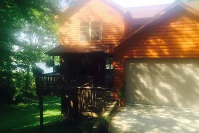 Image de Secluded Lake  front house with private beach