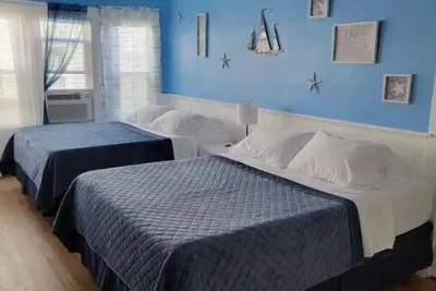 Suite with Kitchen steps from Beach