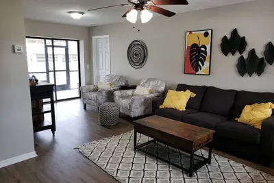 Shell near the Sea, 2-Br Pet Friendly Home