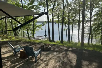 Image de Turtle Shores on Wymer Lake!