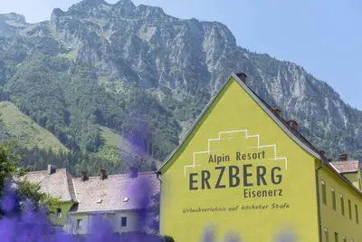 Image de für 5 P. mit Ir-Sauna & Sprudelwanne by Interhome