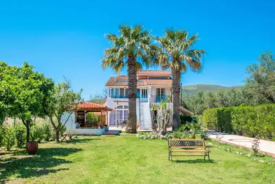 Image de Theoxenia - Ground Floor Apartment