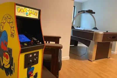 South side apartment with game room