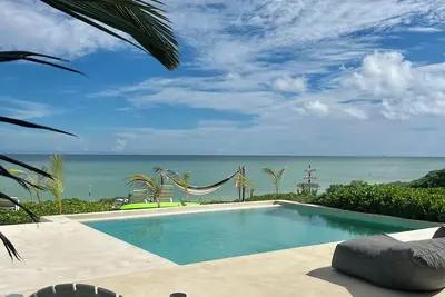 Image de Beachfront Live Life Seaside Unit #2