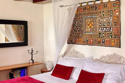 Image de Canal View - Please Read The Description