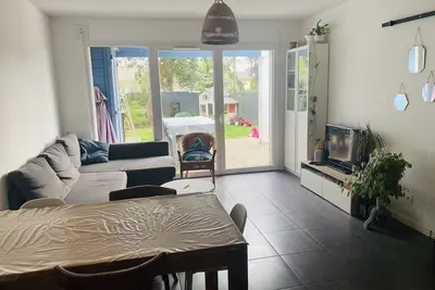 Image de Appartement cosy avec jardin et parking à 5 minutes de la plage